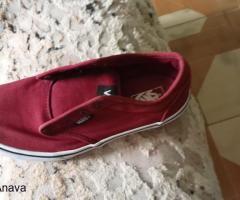 Second hand rubber shoes