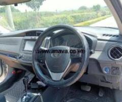 Toyota corolla fielder hybrid - 3