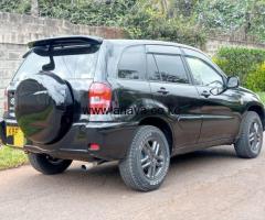 Toyota RAV4 L 2000cc petrol engine  2002 model - 7