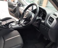 Mazda Axela sedan - 6