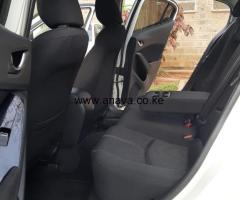 Mazda Axela sedan - 7