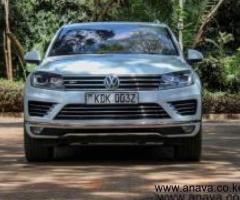 Volkswagen Toureg - 2