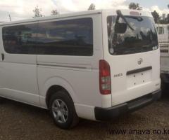 Toyota hiace - 4