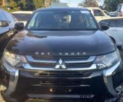 Mutsubishi Outlander PHEV