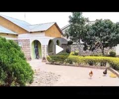 4 bedroom bungalow house in a 1/2 an acre land - 2