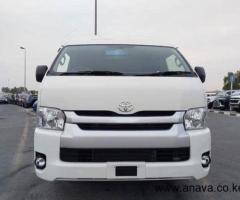 2016 Toyota Hiace Commuter 16 seaters