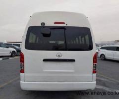 2016 Toyota Hiace Commuter 16 seaters - 3