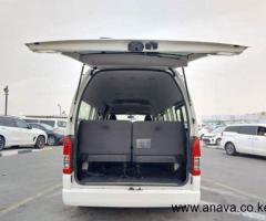 2016 Toyota Hiace Commuter 16 seaters - 4