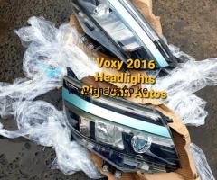 Toyota Voxy 2016 Headlights