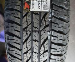 225 /60 R18 Yokohama