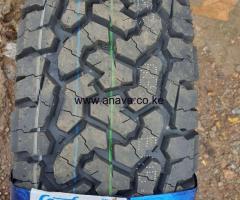 245 /70 R17 Comforser A/T