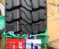 750 R16 SPOTRAK (diff)