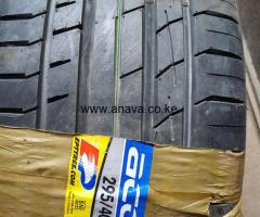 295 /40 R20 Accelera (Indonesia)