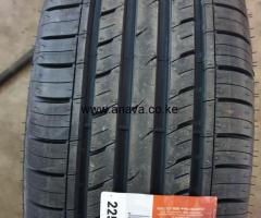 225 /60 R17 Apollo (India)