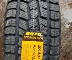 255 /70 R15 BOTO A/T
