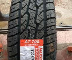 225 /75 R15 Maxxis AT 700