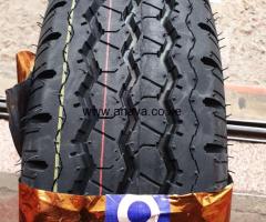 195 R15 CEAT (India) Commercial