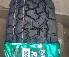 205/65 R15 ROADCRUZA