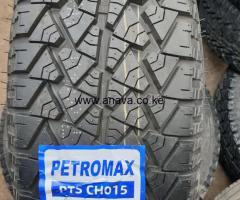 205 /70 R15 PETROMAX A /T