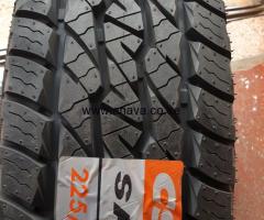 225 /75 R15 CST (commercial)