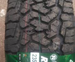 235 /65 R17 ROADCRUZA