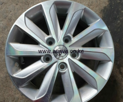 RIMS SIZE (15) TOYOTA MARKII